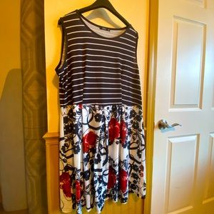 1X sleeveless soft casual dress black/white/red floral